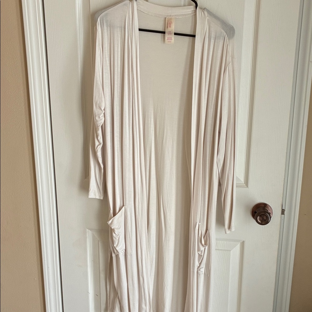 Rhonda Shear Cream Long Robe